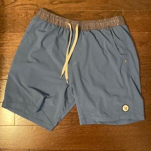 Vuori blue, athletic shorts with liner